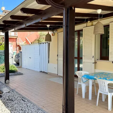 M427 - Marcelli, Nuovo Trilocale Con Piscina Privata Apartamento Marcelli